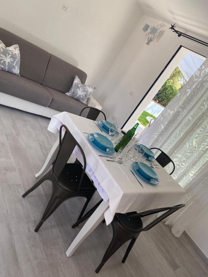 올비아 La Casa Sull'Acqua 빌라 외부 사진